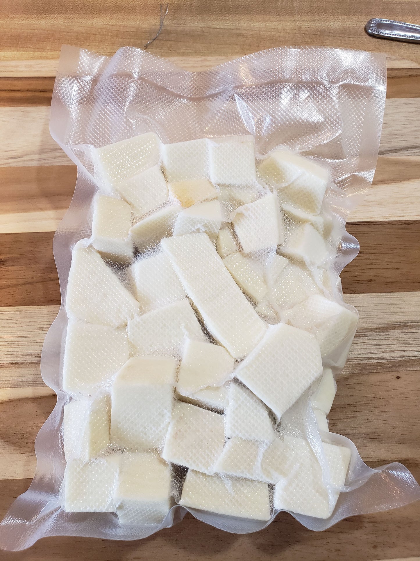 Ready-to-cook Yam Cubes, 1 pound